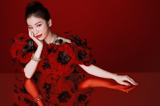 'Em Xinh' Lâm Bảo Ngọc từng bỏ âm nhạc vì trầm cảm, bí quyết gì khiến cô trở lại mạnh mẽ như hiện nay?