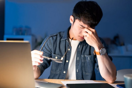 Chạy theo 'bánh vẽ' của sếp, tôi từng đột quỵ do làm việc quá sức