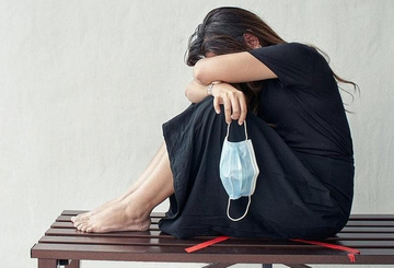 Lẩm bẩm, cười một mình - bi kịch nữ sinh 21 tuổi sau 5 năm nghiện ma túy