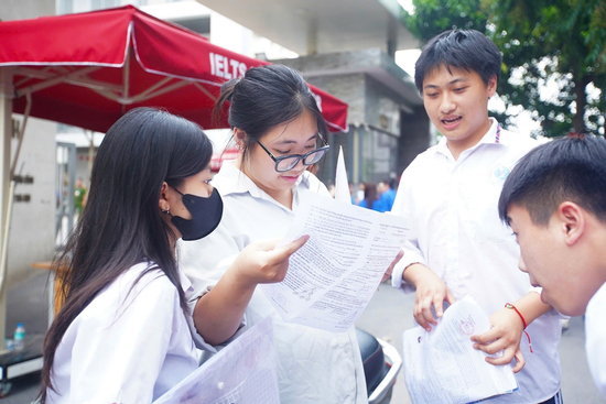 150 bài thi tốt nghiệp môn Ngữ văn ở Khánh Hòa tăng điểm sau phúc khảo
