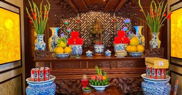 Khi khấn tổ tiên, thần linh, chúng ta nên khấn thành tiếng hay chỉ đọc thầm trong lòng?
