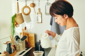 Nghỉ hưu, thắt lưng buộc bụng để chu cấp con trai: Một cơn bạo bệnh khiến tôi tỉnh ngộ