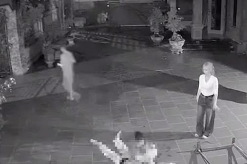 Công an điều tra vụ nghi vợ dùng dao đâm chồng tử vong tại Phú Thọ