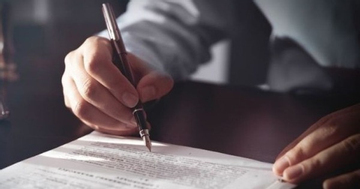 12 năm chăm sóc cụ ông hàng xóm: Không có tên trong di chúc nhưng lòng tôi mãn nguyện