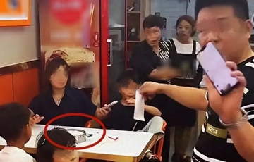 7 người vào nhà hàng chỉ gọi 1 bát mì, chủ quán nhờ dân mạng 'phân xử'