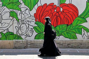 Cô gái 12 tuổi lấy chồng, làm mẹ ở tuổi 14 và trở thành góa phụ năm 18 tuổi