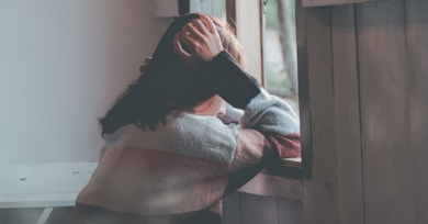 Con dâu quên đám giỗ mẹ chồng vì bận đưa thú cưng đi làm đẹp