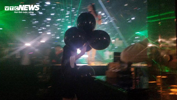 Nhan nhản bóng cười, shisha trong quán bar ở vùng biên Quảng Ninh