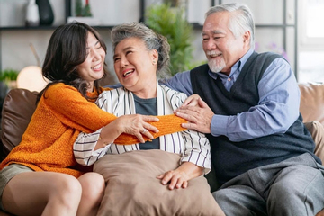 Tuổi xế chiều không buông bỏ được 5 điều này, cuộc sống chỉ là khổ đau