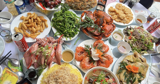 Mâm cỗ cưới 'triệu view' ở Quảng Ninh hấp dẫn, bất ngờ với món 'hết nhanh nhất'