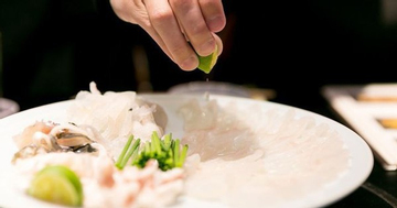 Người đàn ông 47 tuổi tử vong sau khi ăn cá do bạn tặng