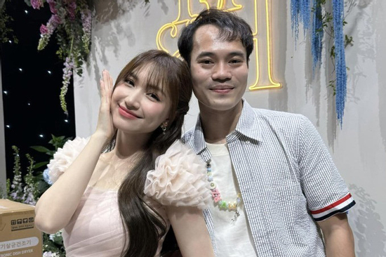 Văn Toàn vừa có phát ngôn lộ rõ quan hệ với Hòa Minzy sau tin đồn 'u mê không lối thoát' nàng ca sĩ