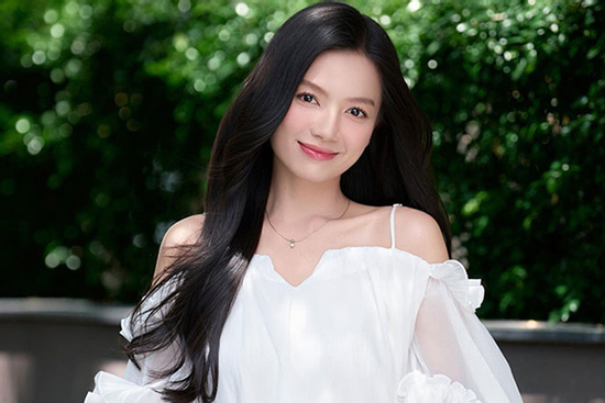 Làn da trắng nõn mịn màng ở tuổi 30 của diễn viên phim Mưa đỏ