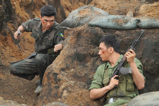 Hậu trường khốc liệt của phim trăm tỷ 'Mưa đỏ'