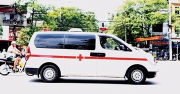 Thu 21 triệu tiền xe cấp cứu chở bệnh nhân đi 200km từ Bắc Ninh về Thái Nguyên