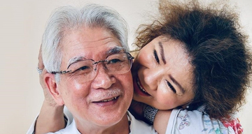 NSND Thanh Hoa tuổi 75: 'Tôi là em bé được chiều chuộng nhất trong nhà'