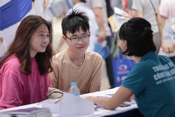Tuyển sinh bổ sung và những nghịch lí