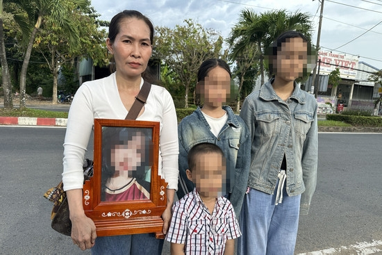 Mẹ nữ sinh tử vong ở Vĩnh Long nói về buổi làm việc với công an