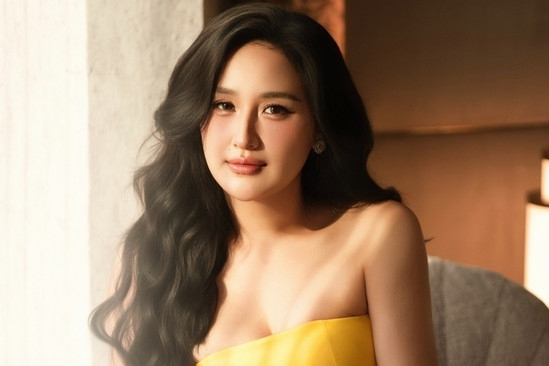 Hoa hậu Mai Phương Thúy quyến rũ đón tuổi 37