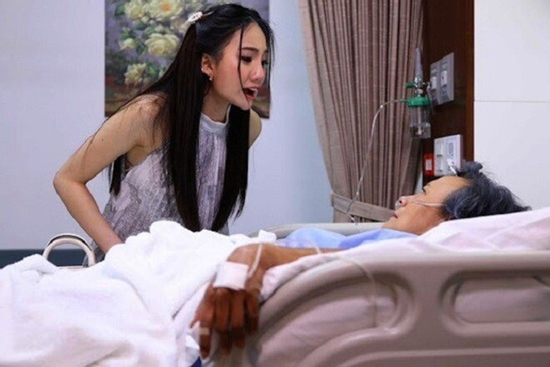Mẹ chồng bị liệt, chị chồng bảo tôi nghỉ việc chăm mẹ và cho 5 triệu/tháng, tôi làm điều này khiến chị im bặt