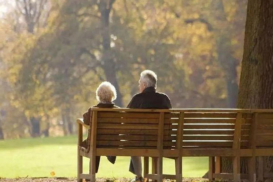Cha mẹ U70 nhất quyết đòi ly hôn, bi kịch gia đình khó giải quyết