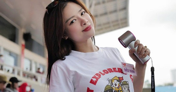 Sự cố hài hước của Dương Hoàng Yến khi tham gia diễu binh, diễu hành A80