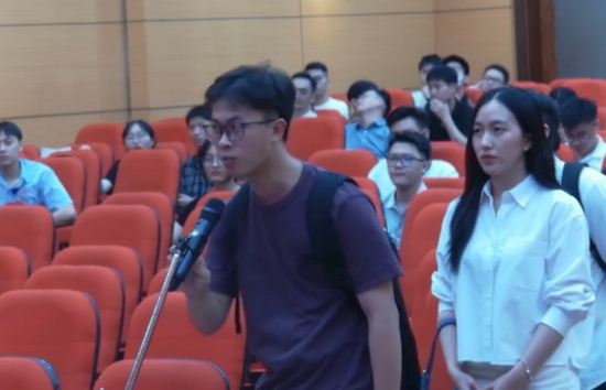 Chân dung tân bác sĩ nội trú chọn ngành học đặc biệt khiến dân mạng nể phục
