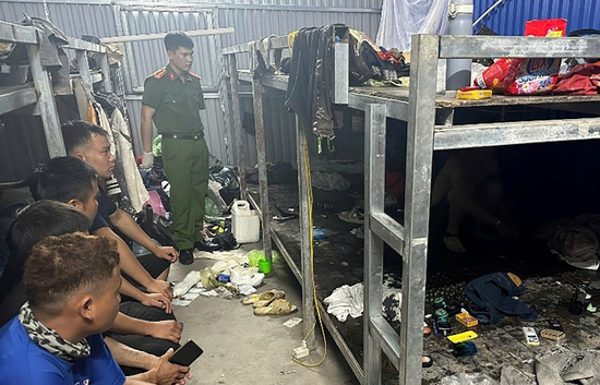 Hàng chục công nhân được trả lương bằng ma túy ở Quảng Ninh