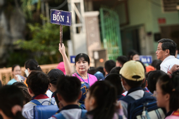 Thay đổi khiến phụ huynh TPHCM 'nức lòng': Dừng học thứ 7, không tan trước 16h30