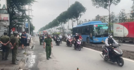 Cháy cửa hàng phụ tùng xe máy lúc rạng sáng, người đàn ông tử vong