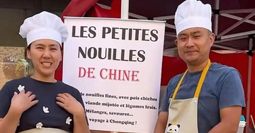Chồng tiến sĩ cùng vợ bán mì lề đường kiếm hơn 30 triệu đồng/ngày