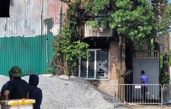 Cháy nhà lúc rạng sáng ở Hà Nội, 4 người trong một gia đình tử vong