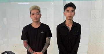 Công an TPHCM bắt 2 Tiktoker dàn dựng quay clip phản cảm