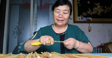 Không lương hưu vẫn an nhàn tuổi già: Bí quyết nghỉ hưu khôn ngoan của cụ bà U70