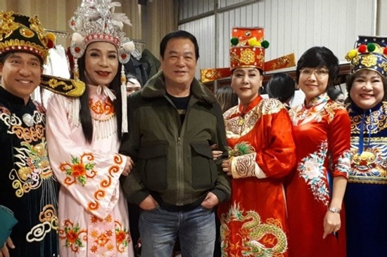 Cha đẻ 'Gặp nhau cuối tuần' hỏng một mắt vì công việc, U80 vẫn hết mình với nghề