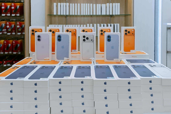 iPhone 17 bắt đầu đến tay người dùng Việt Nam