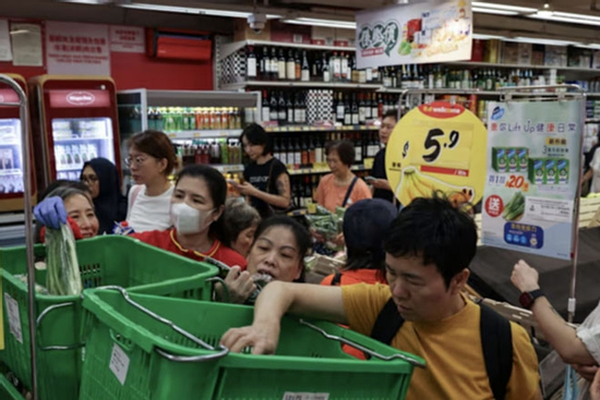 Trung Quốc sơ tán 400.000 người trước siêu bão Ragasa