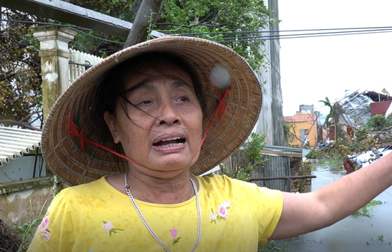 Thoát thân trong đêm khi căn nhà đổ sập, hai vợ chồng già chưa dám trở về