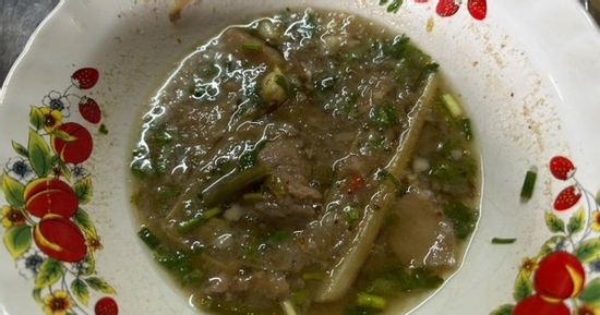 Cha và con gái bất ngờ tử vong sau bữa ăn