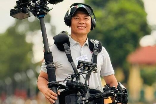 Quay phim Lê Bảo Hân tiết lộ 'áp lực kinh hoàng' khi ghi hình đại lễ A80
