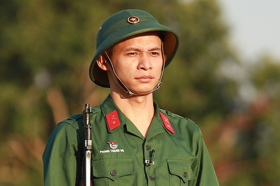 Chương trình ‘Sao Nhập Ngũ’ gỡ hình ảnh Độ Mixi sau khi lan truyền ảnh hút chất cấm ở quán bar