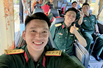 Loạt ảnh check-in giờ mới hé lộ của Thượng úy Lê Hoàng Hiệp tại sự kiện A80 sốt rần rần MXH