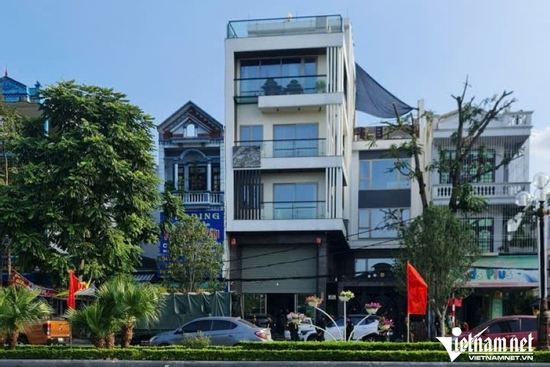 Cảnh sát tiếp tục khám nhà trùm giang hồ Mạnh 'gỗ' ở Thanh Hóa