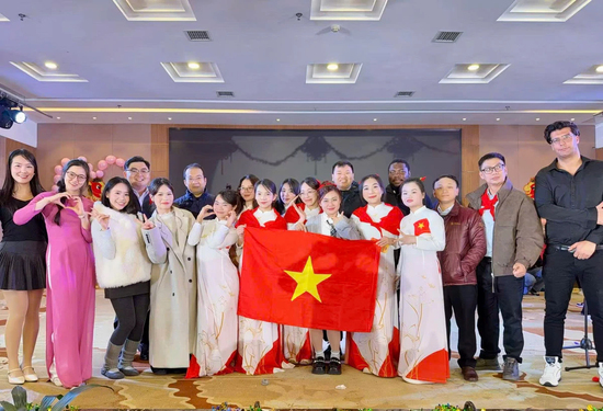 Du học sinh Việt trên thế giới hân hoan đón năm mới 2026