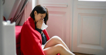 Hôn nhân bên bờ vực thẳm khi vợ xem clip họp lớp của chồng