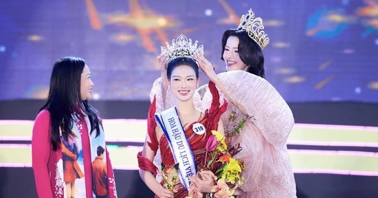 Người đẹp đến từ Hà Nội đăng quang Hoa hậu Du lịch Việt Nam 2026