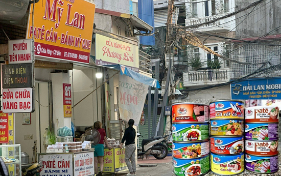 Pate Cột Đèn truyền thống vạ lây, tiểu thương lao đao sau bê bối Đồ hộp Hạ Long