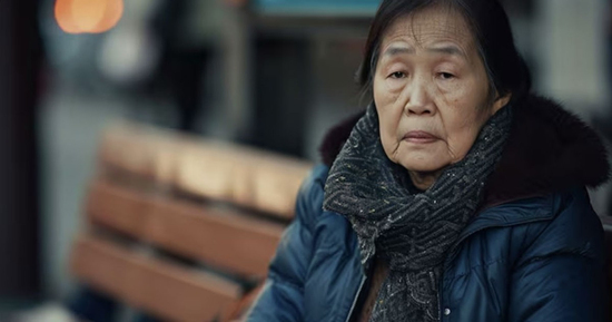 Hạnh phúc tuổi già không đo bằng lương hưu: Điều người chị họ nghèo đã dạy tôi