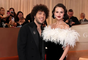 Selena Gomez, Ariana Grande và dàn sao khoe sắc trên thảm đỏ Quả cầu vàng 2026