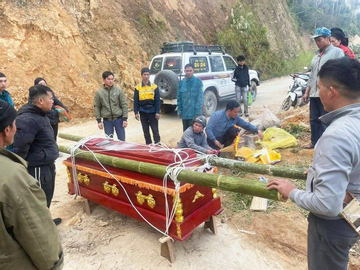 Vận chuyển 2 thi thể giá 119 triệu, HTX tang lễ ở Quảng Ninh giải trình thế nào?